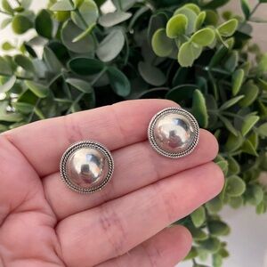 Vintage Taxco Sterling Silver 925 Dome Button Studs Border Rope Detail earrings